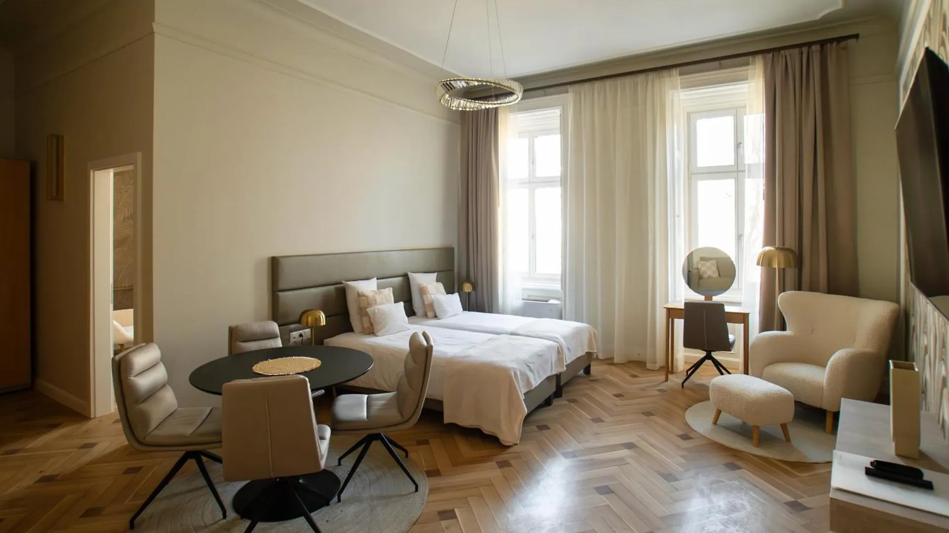 Harmonia Palace Budapest Apartment