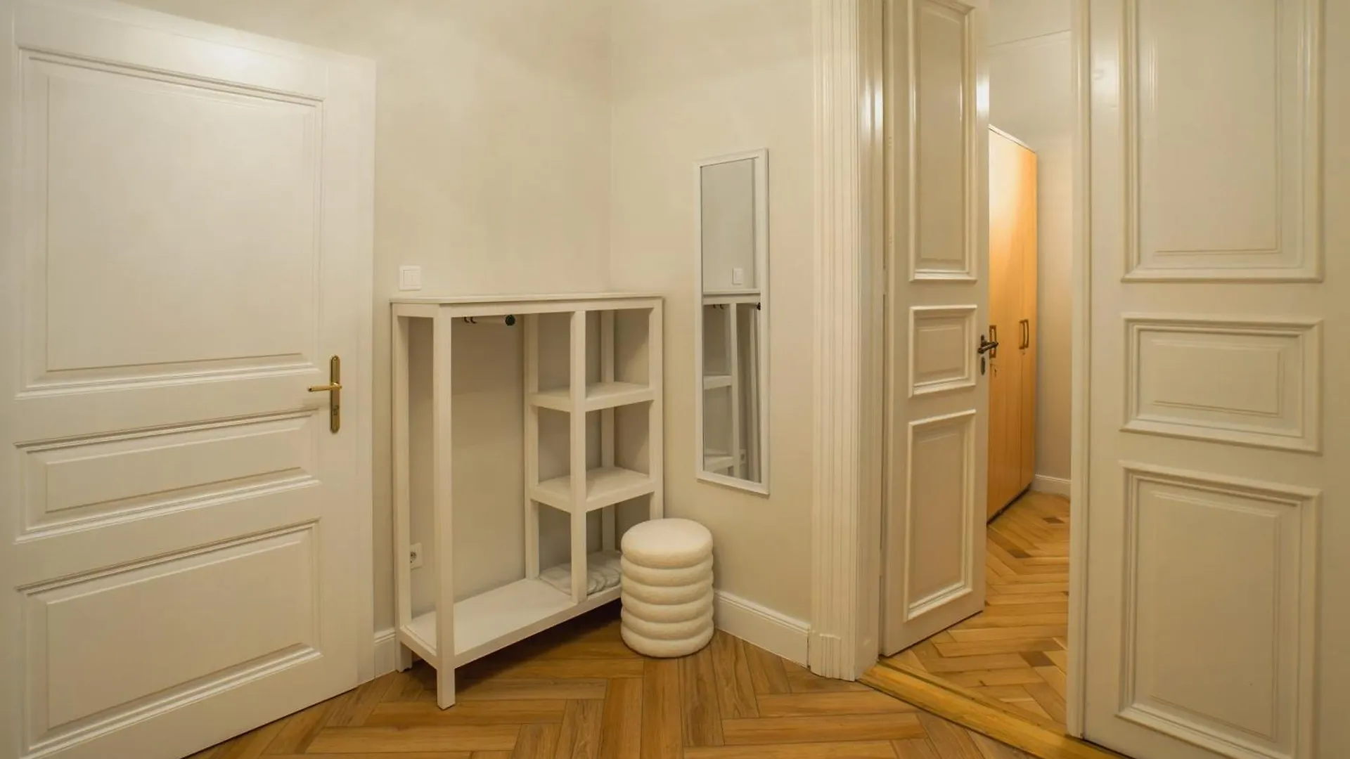 Harmonia Palace Budapest 0*,  Hungary