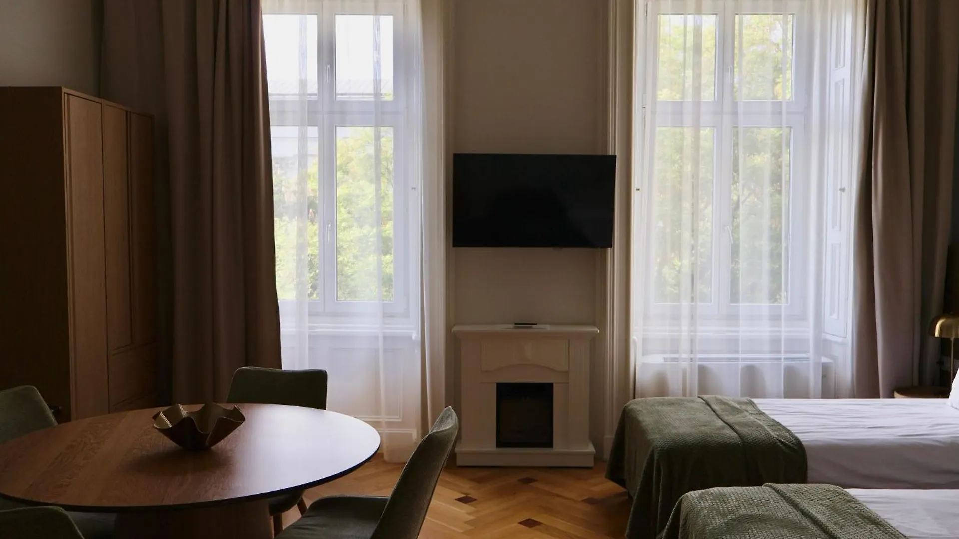 Harmonia Palace Budapest 0*,