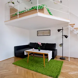 F4 Fiumei Apartamento