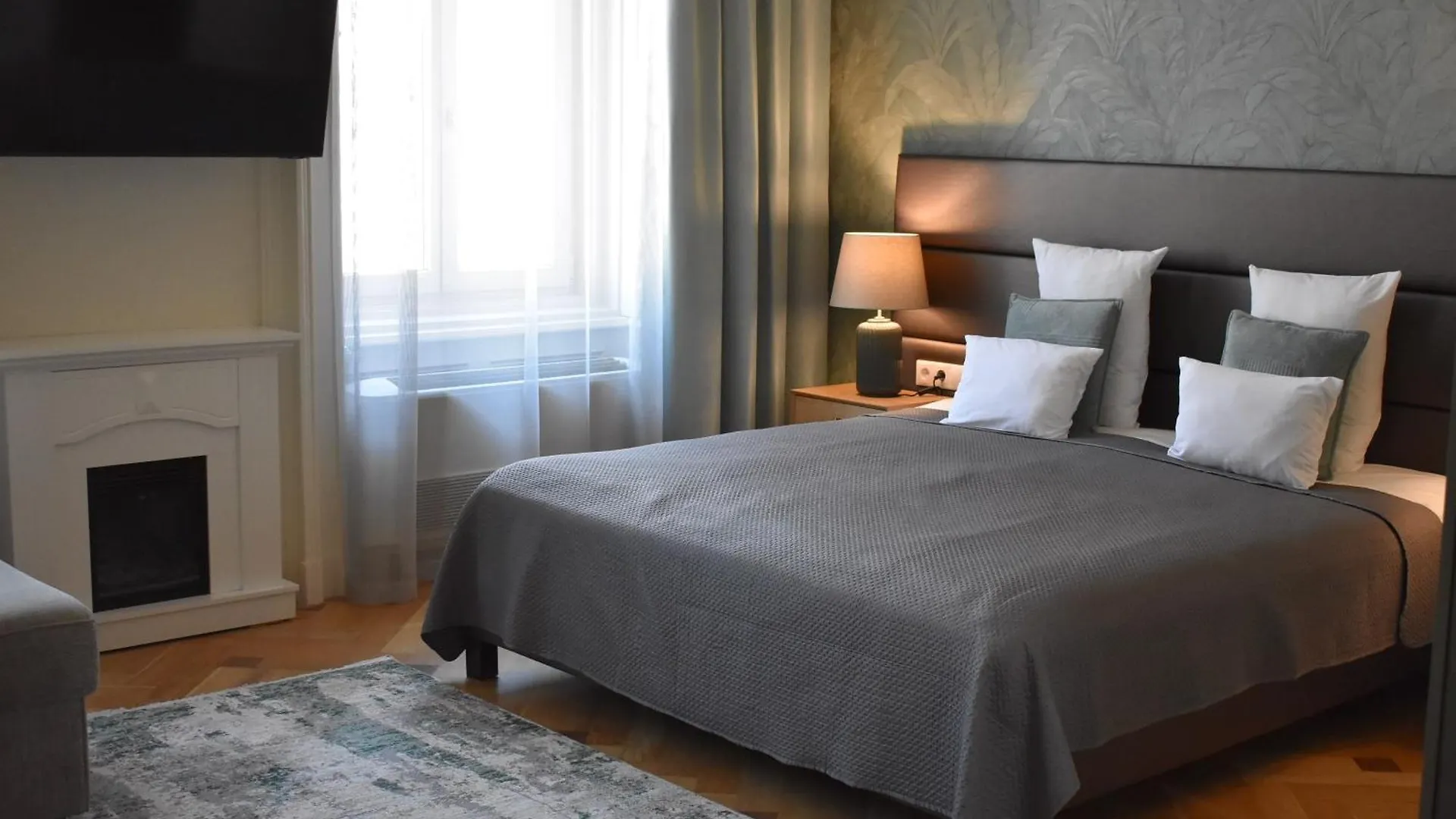 Harmonia Palace Budapest Apartment