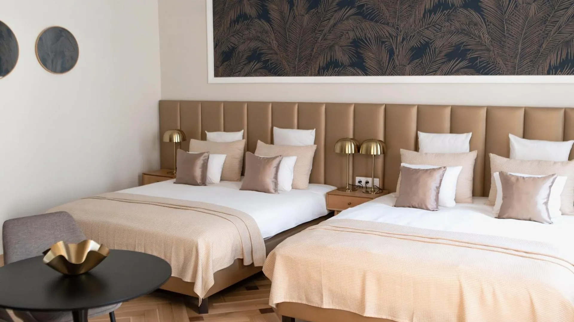 Harmonia Palace Budapeste 0*,